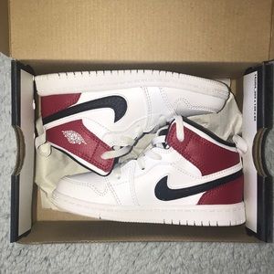 Toddler Jordan 1 mid